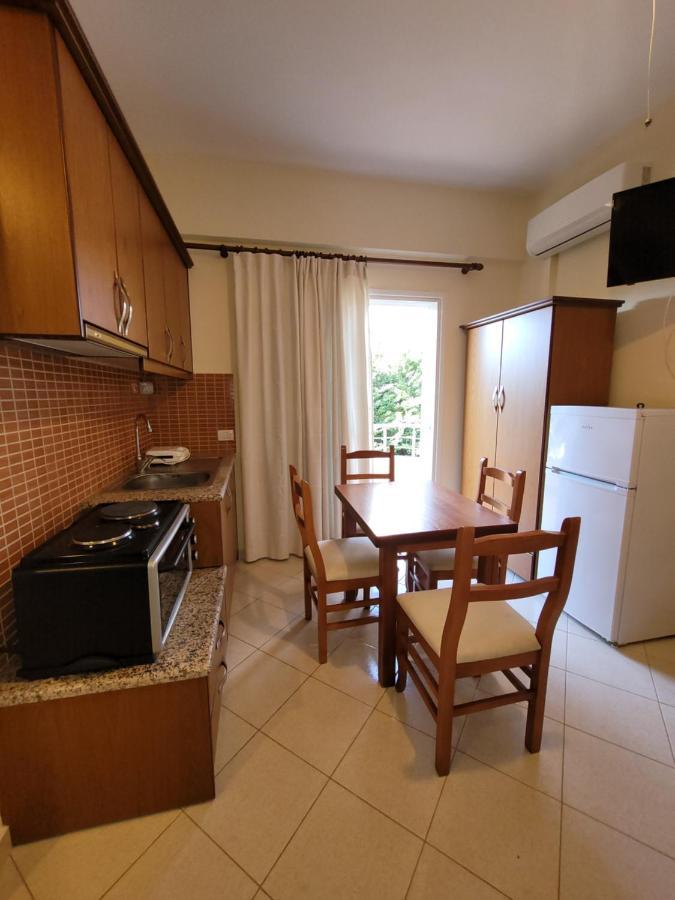 Vila Mihasi Ksamil Exterior foto