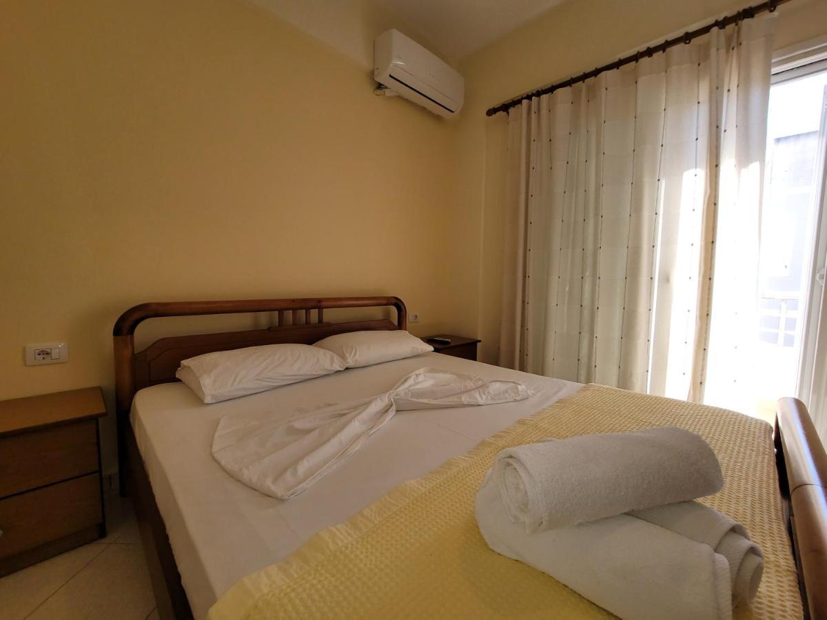 Vila Mihasi Ksamil Exterior foto