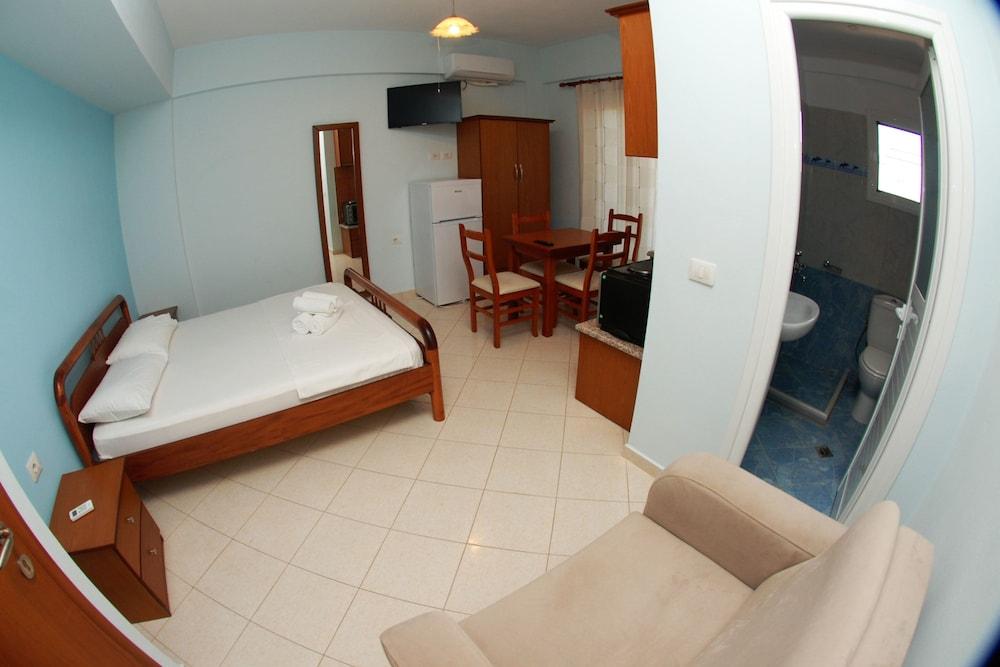 Vila Mihasi Ksamil Exterior foto