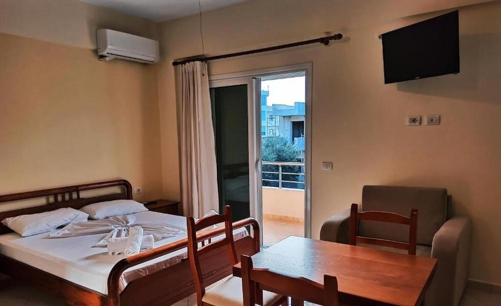 Vila Mihasi Ksamil Exterior foto