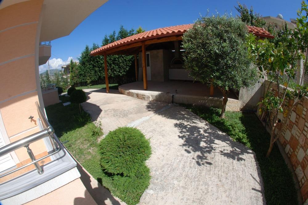 Vila Mihasi Ksamil Exterior foto
